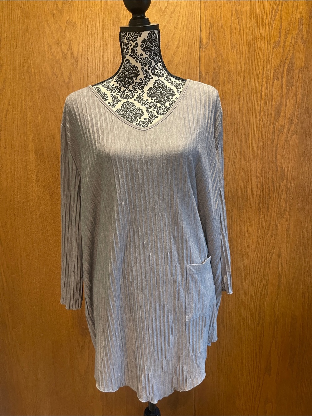 Light Gray Long Sleeve V-Neck Ribbed Dress with Pocket